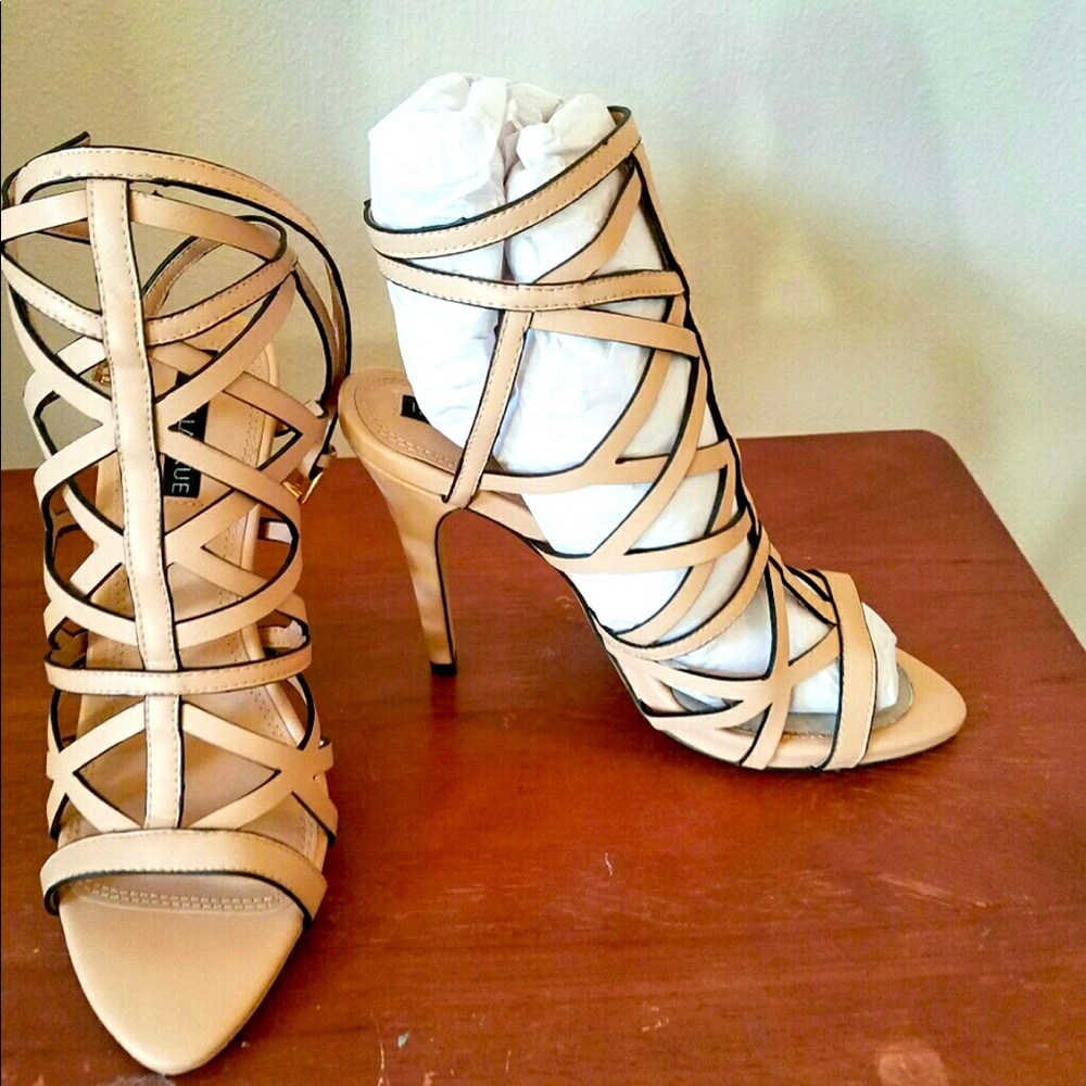 Nude heeled sandal
